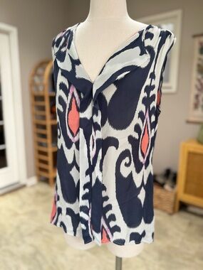 Scoop NYC 100% Silk Patterned Tank – Navy